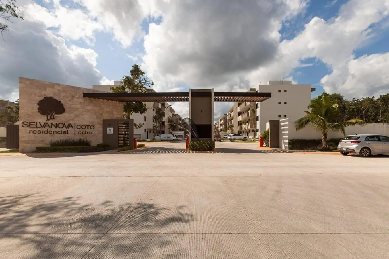 New! Condoph10Min To Beachwifi 300Mbgym6Pools Playa del Carmen Holiday home