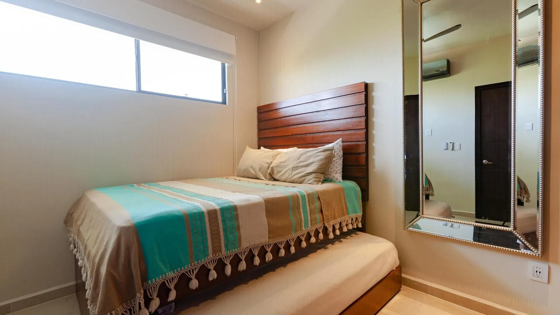 New! Condoph10Min To Beachwifi 300Mbgym6Pools Playa del Carmen Holiday home